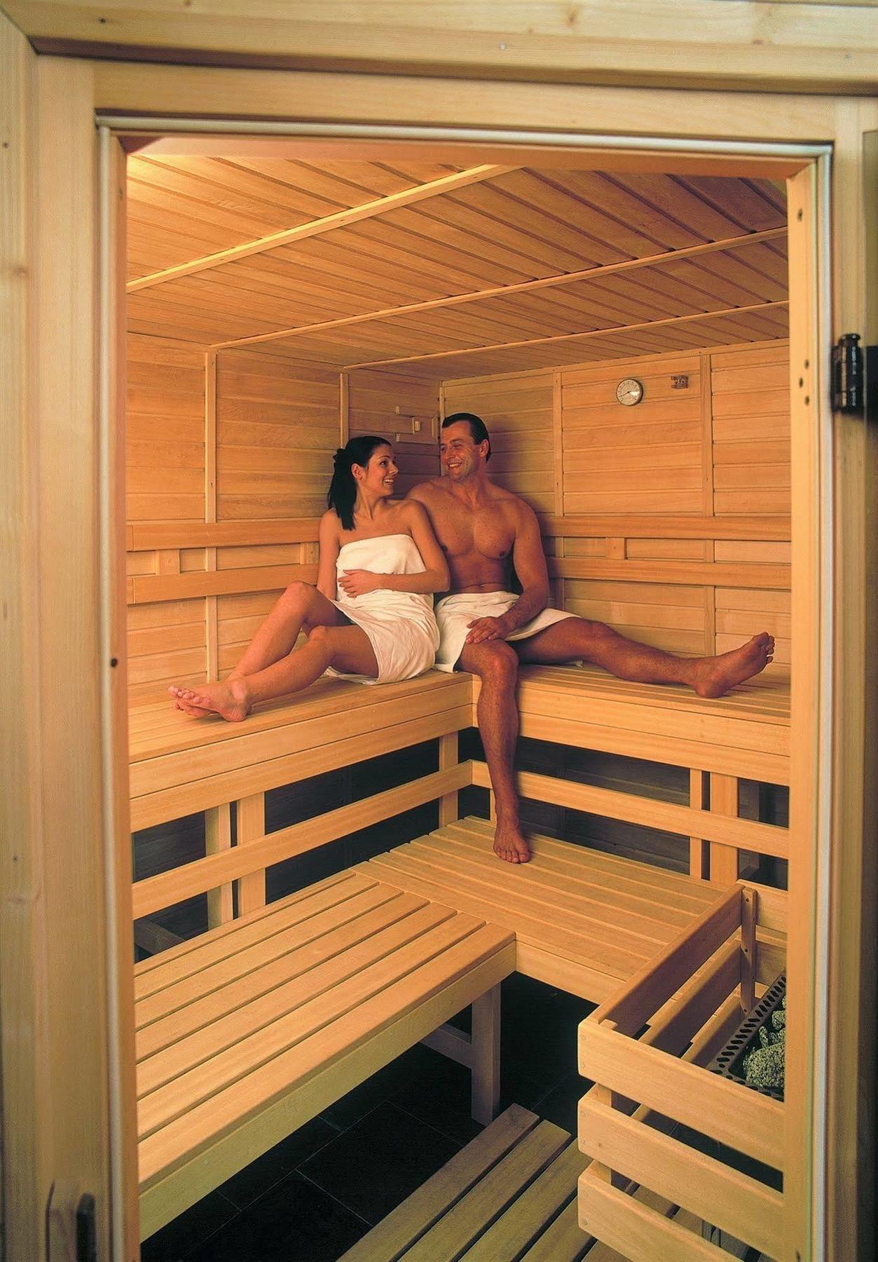 Garden Hotel 4*